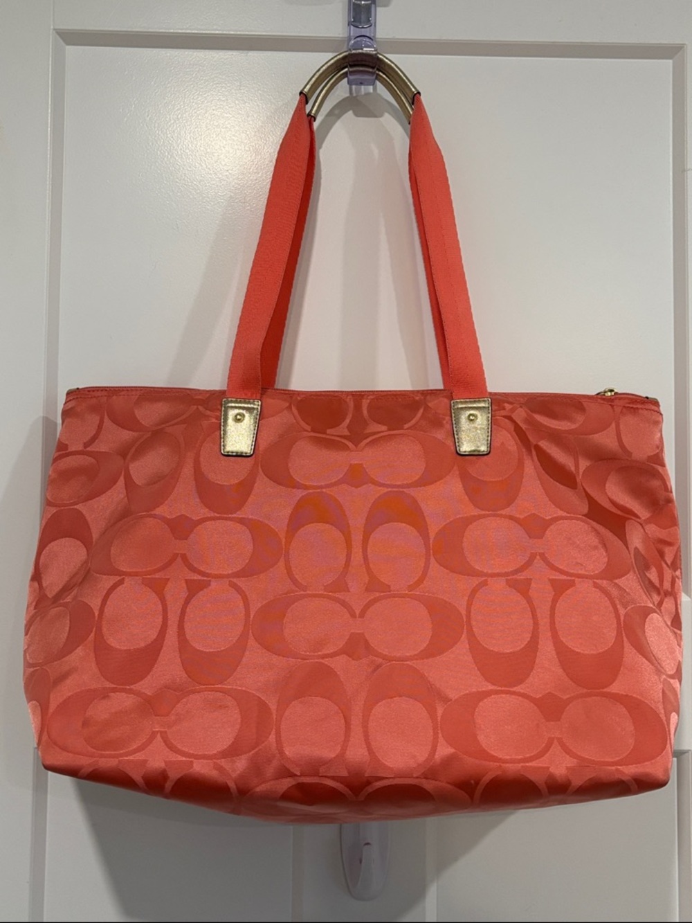 Coach Coral Signature C’s Jacquard Tote with Gold Hang Tag & Accents - Picture 5 of 11
